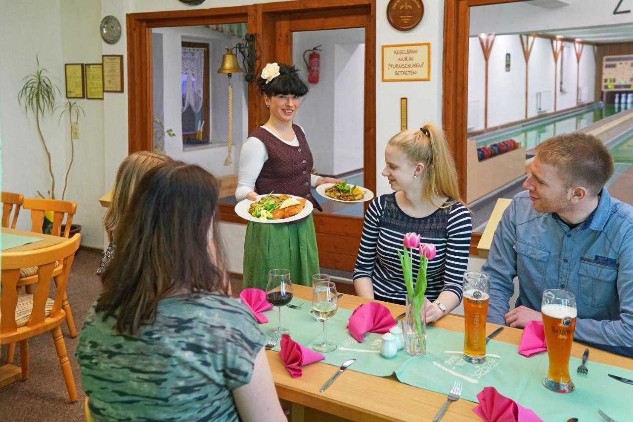 Hotel Gasthof Zum Walfisch Klingenthal Kültér fotó