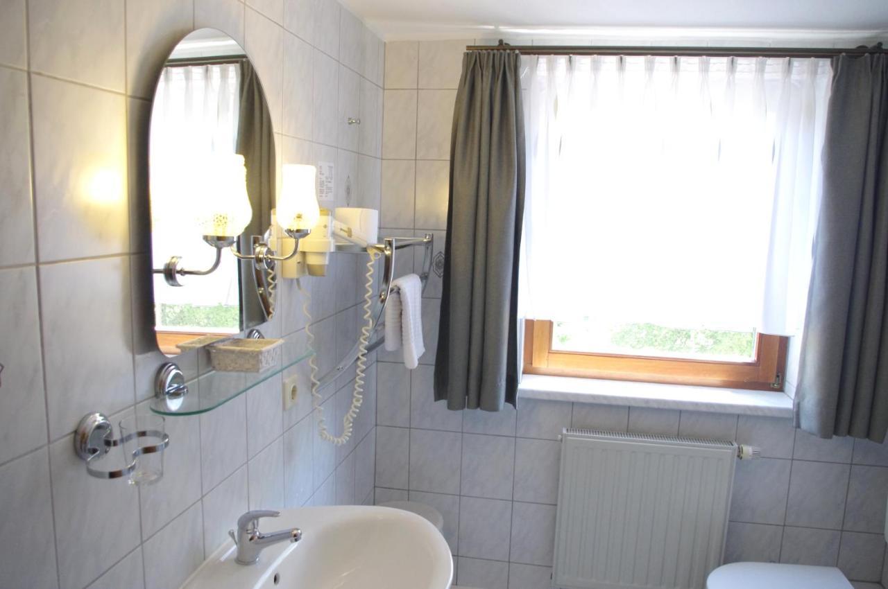 Hotel Gasthof Zum Walfisch Klingenthal Kültér fotó