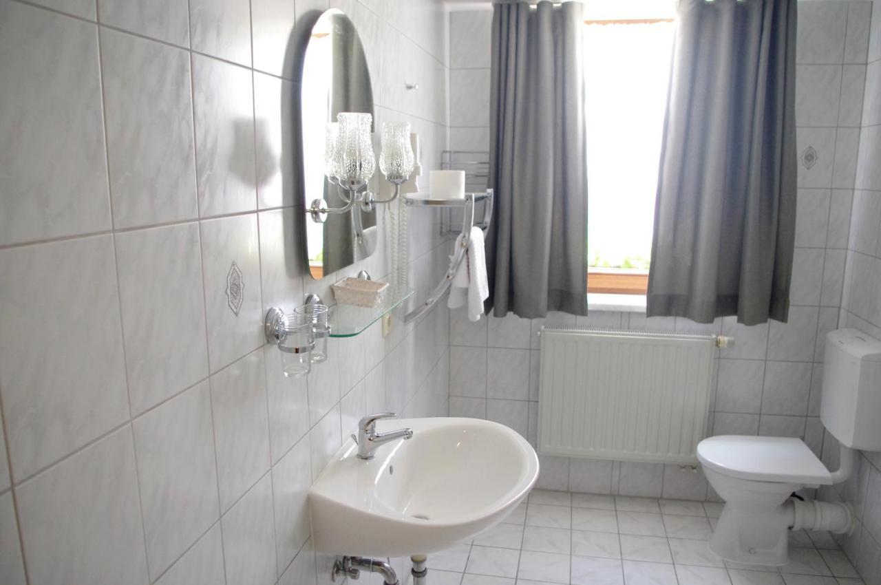 Hotel Gasthof Zum Walfisch Klingenthal Kültér fotó