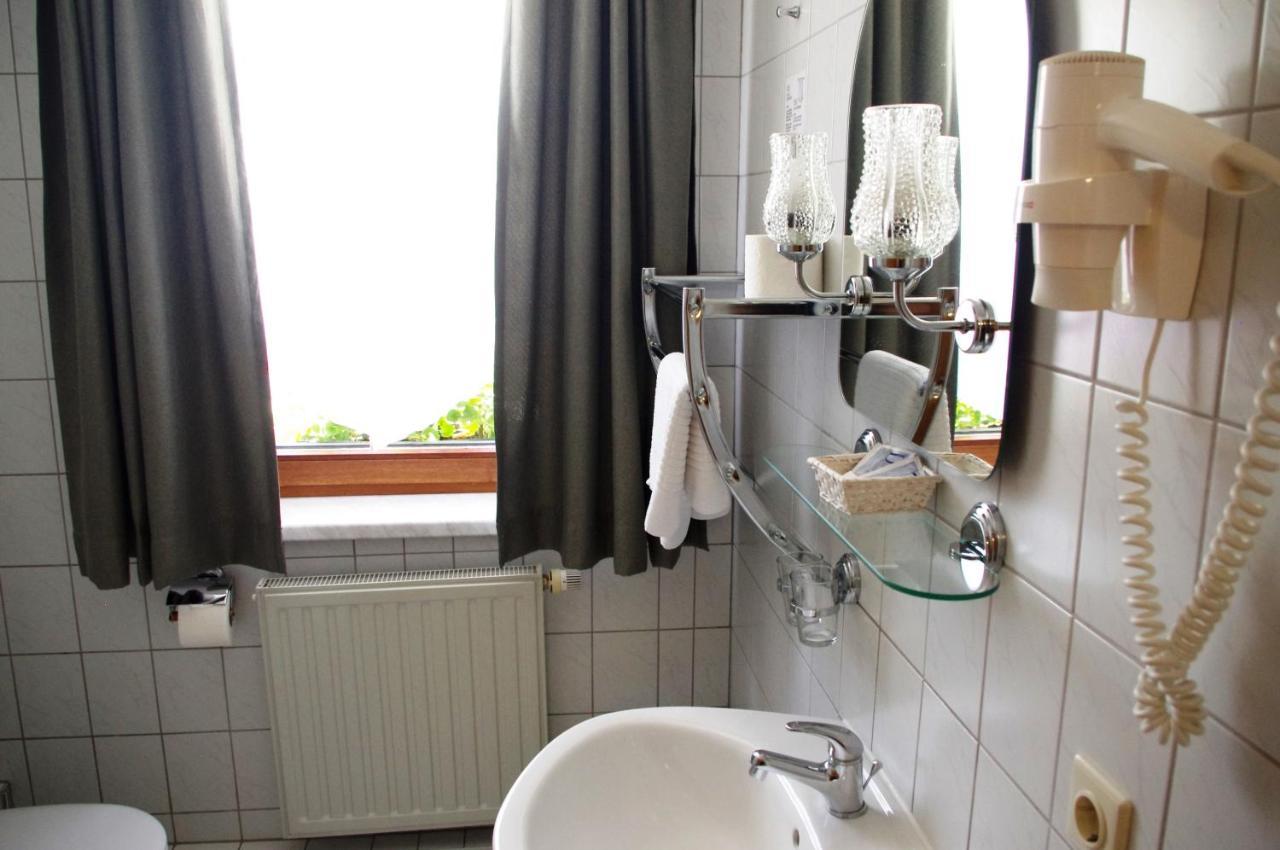 Hotel Gasthof Zum Walfisch Klingenthal Kültér fotó