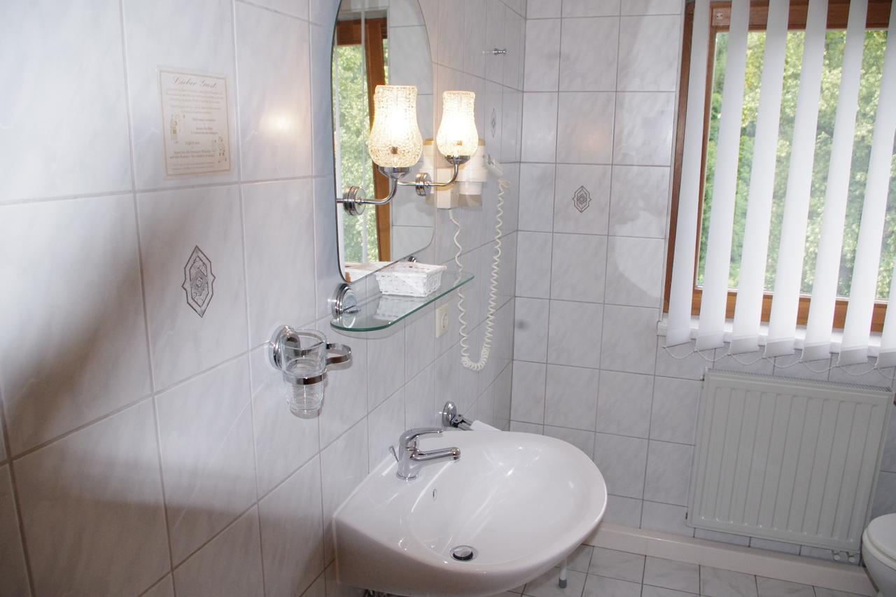 Hotel Gasthof Zum Walfisch Klingenthal Kültér fotó